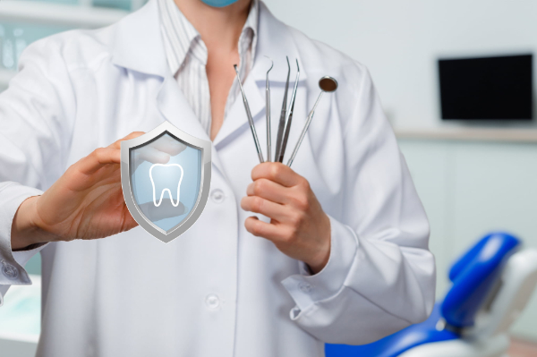 歯周病予防で定期歯科検診を受けるイメージ